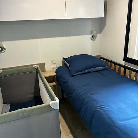 Mobilhome 400m De La 5 Etoiles * Saint-Jean-de-Monts